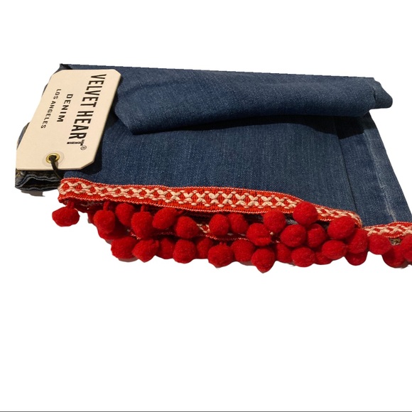 Velvet Heart mid-rise flare crop jeans size 25 distressed Pom Pom size 25 NWT - Picture 5 of 13